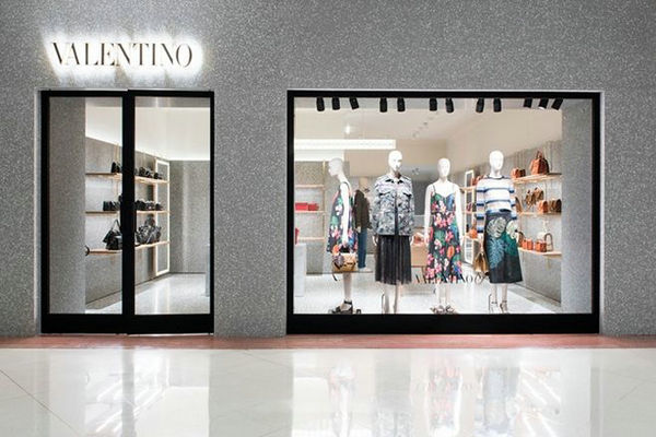 青島 Valentino 華倫天奴專賣店、門店