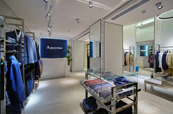 上海 Aquascutum 雅格獅丹旗艦店、實體店