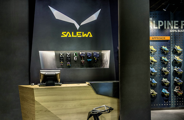 長春 Salewa 沙樂華旗艦店、實體店