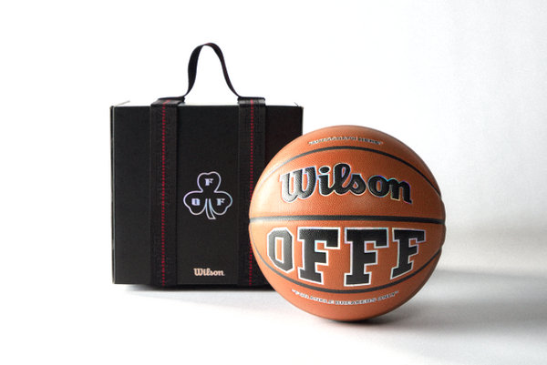 Off-White x Wilson 首款聯名籃球發布